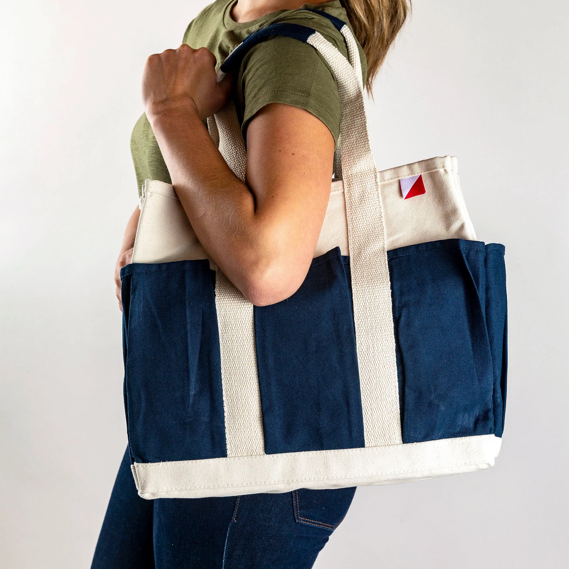Pocket Tote Medium